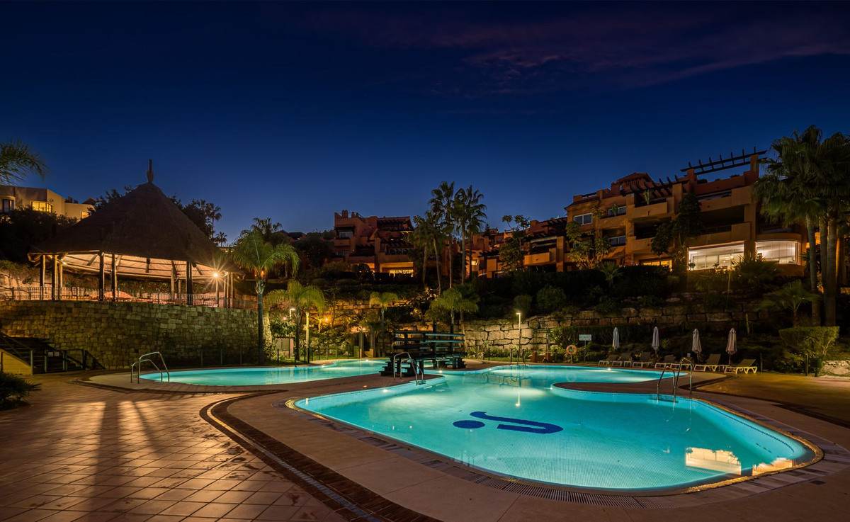 d2a62a2acfa333be9118e7849f210bce - 22