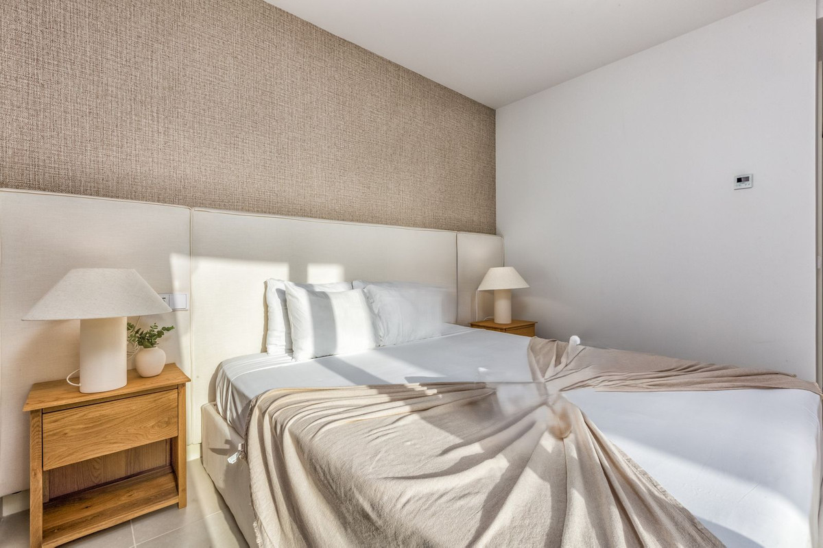 d3914d77811b615dd7e97a45fbfa8442 - 17