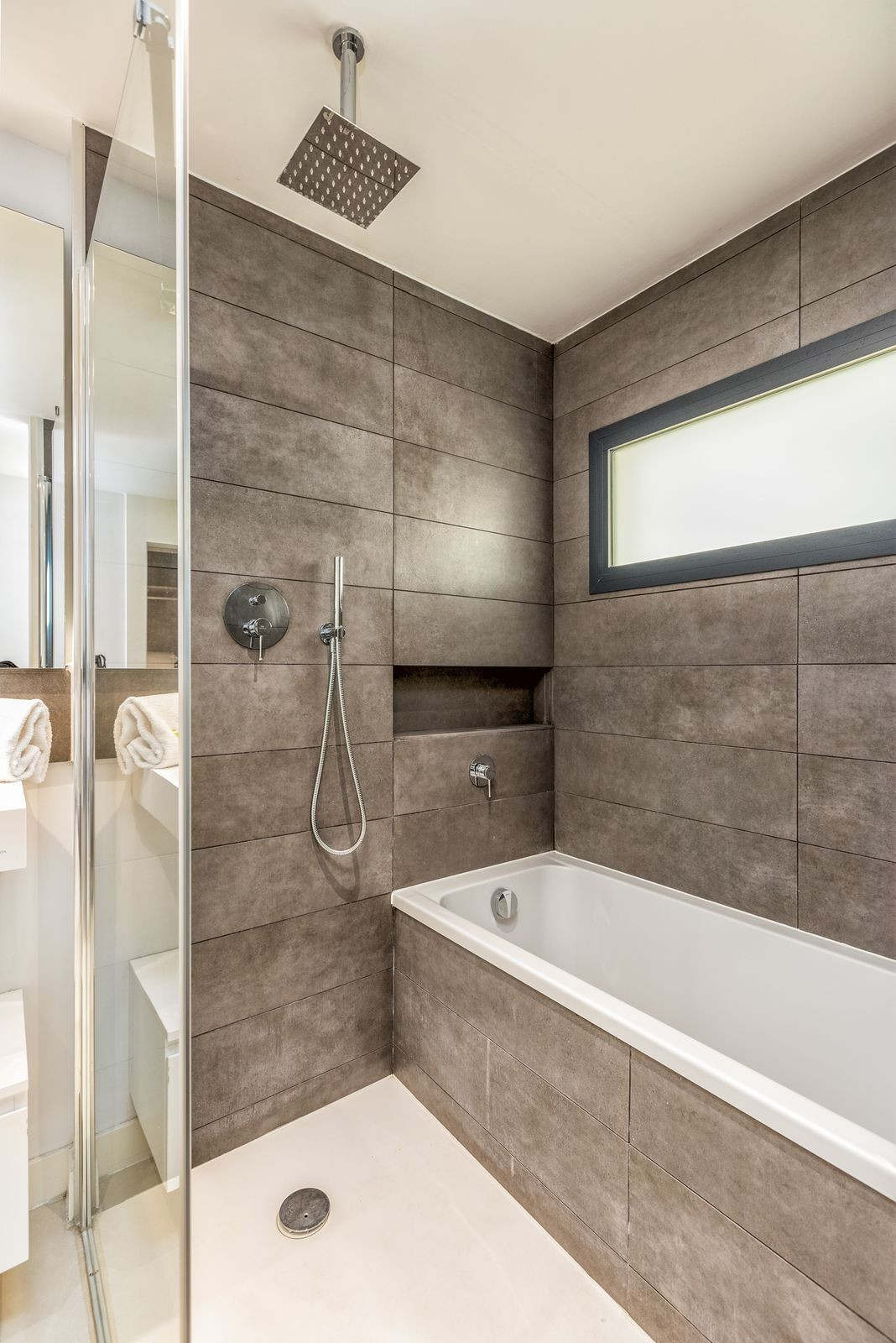 d3914d77811b615dd7e97a45fbfa8442 - 20