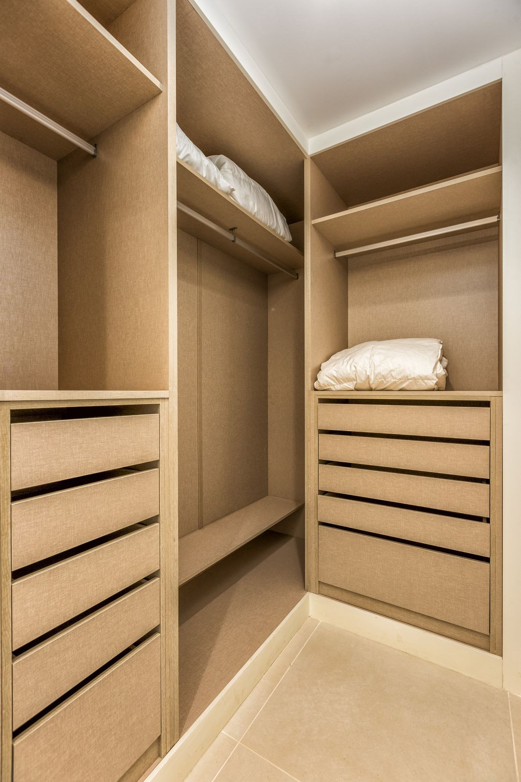 d3914d77811b615dd7e97a45fbfa8442 - 22