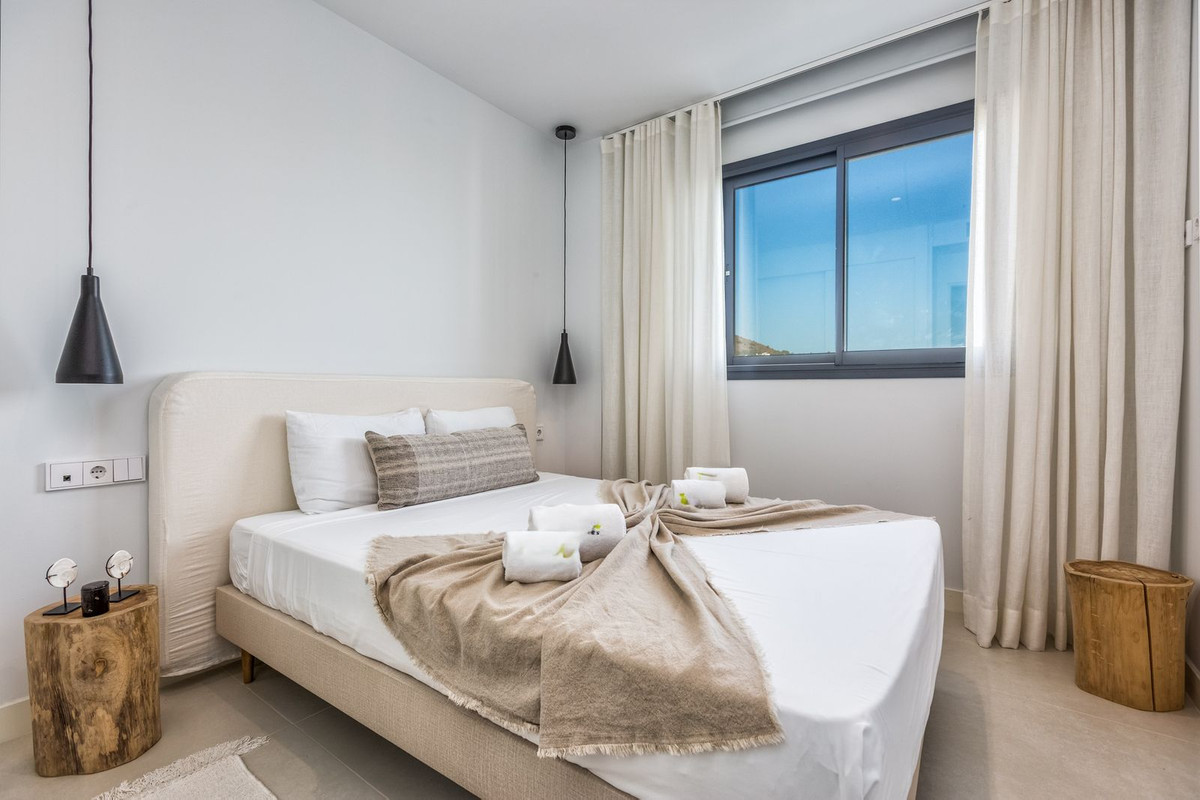 d3914d77811b615dd7e97a45fbfa8442 - 23