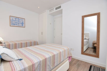 d493d61488b7bed91aff7319014bc318 - 18