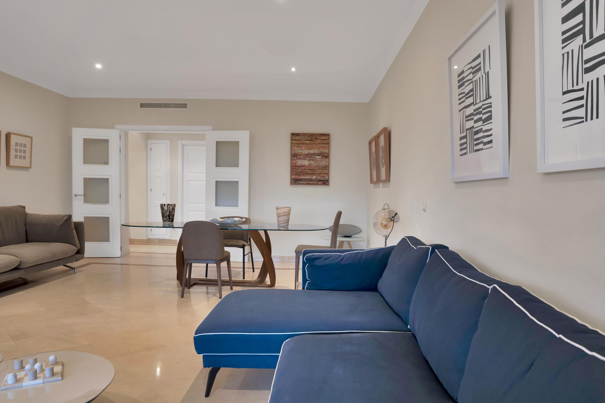 d4a1f18e55bc39159ba9506783226cdf - 22