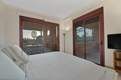 d4a1f18e55bc39159ba9506783226cdf - 29