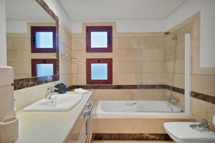 d4a1f18e55bc39159ba9506783226cdf - 36