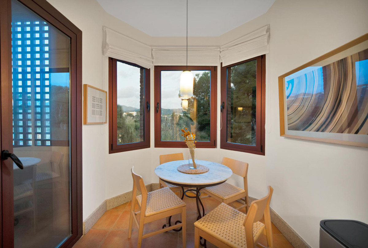 d4a1f18e55bc39159ba9506783226cdf - 49