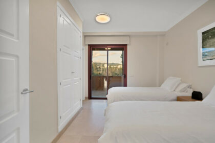 d4a1f18e55bc39159ba9506783226cdf - 7