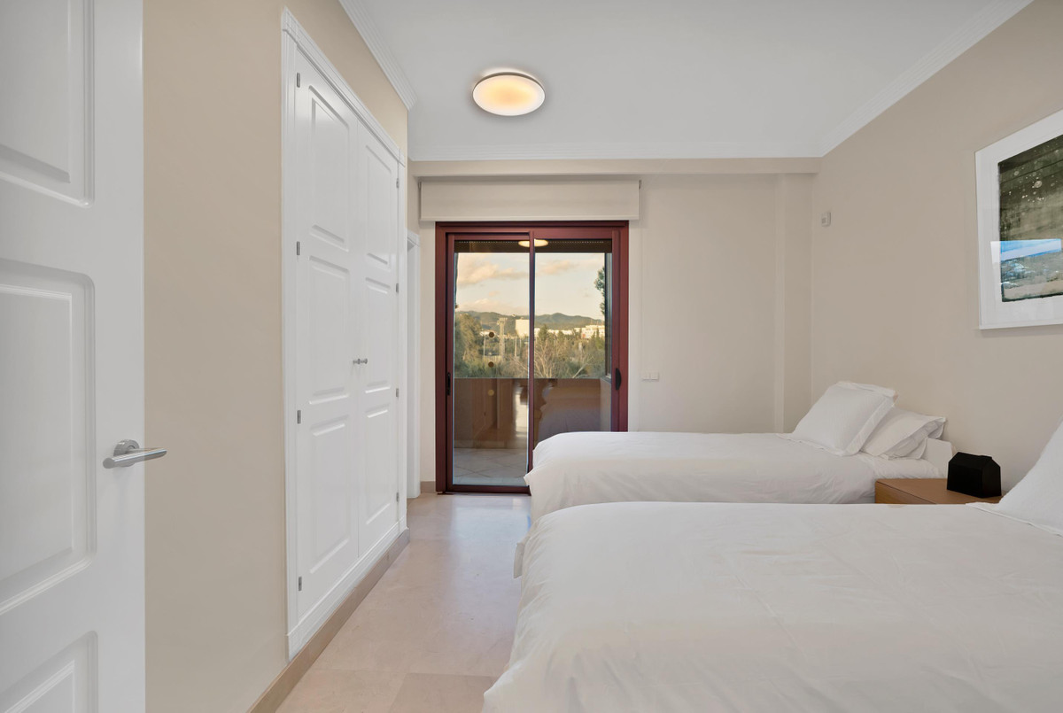 d4a1f18e55bc39159ba9506783226cdf - 7