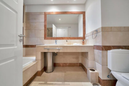 d4a1f18e55bc39159ba9506783226cdf - 8