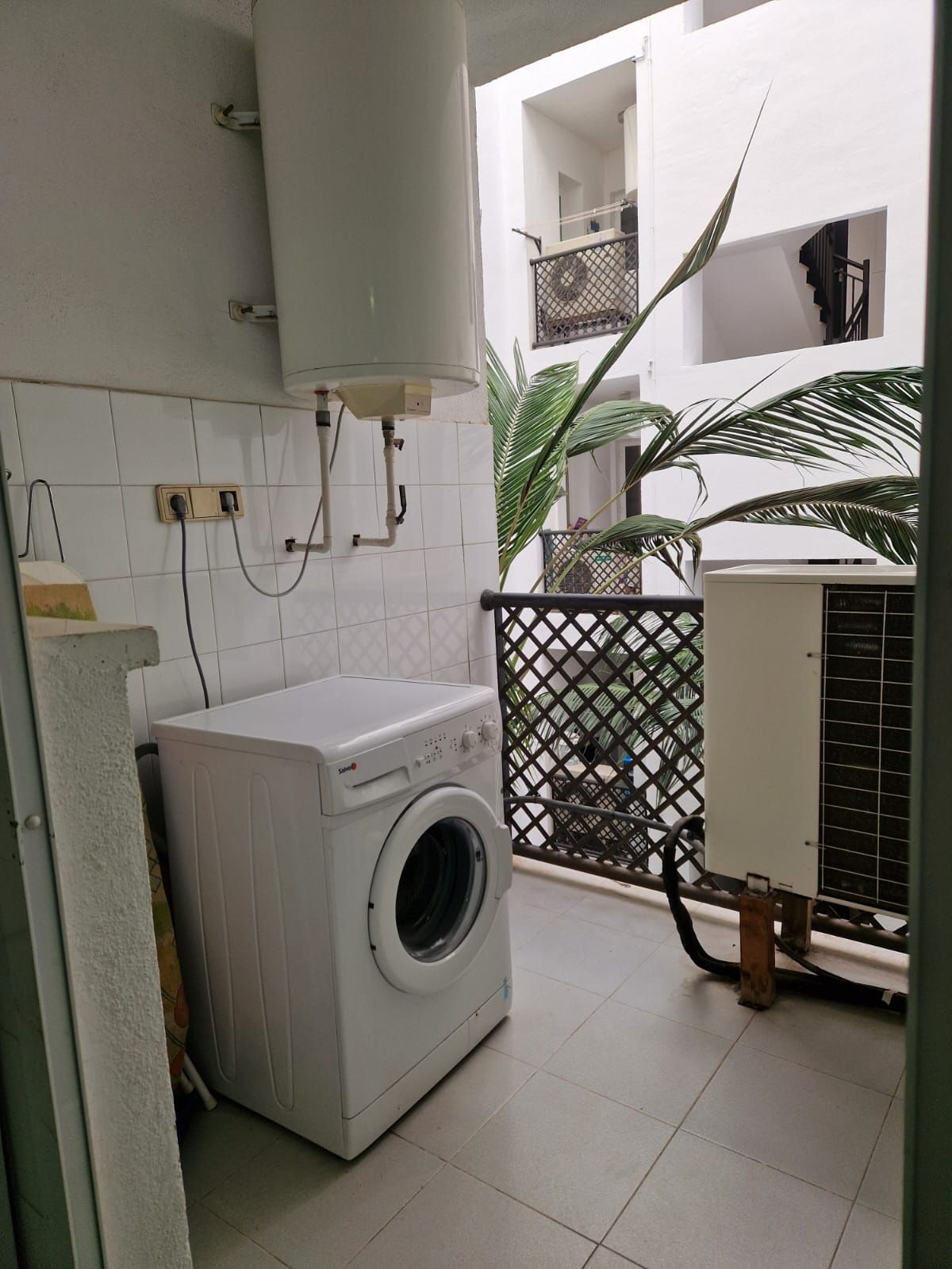 d4b1b14d5ed19b7f76c03090a42259be - 11