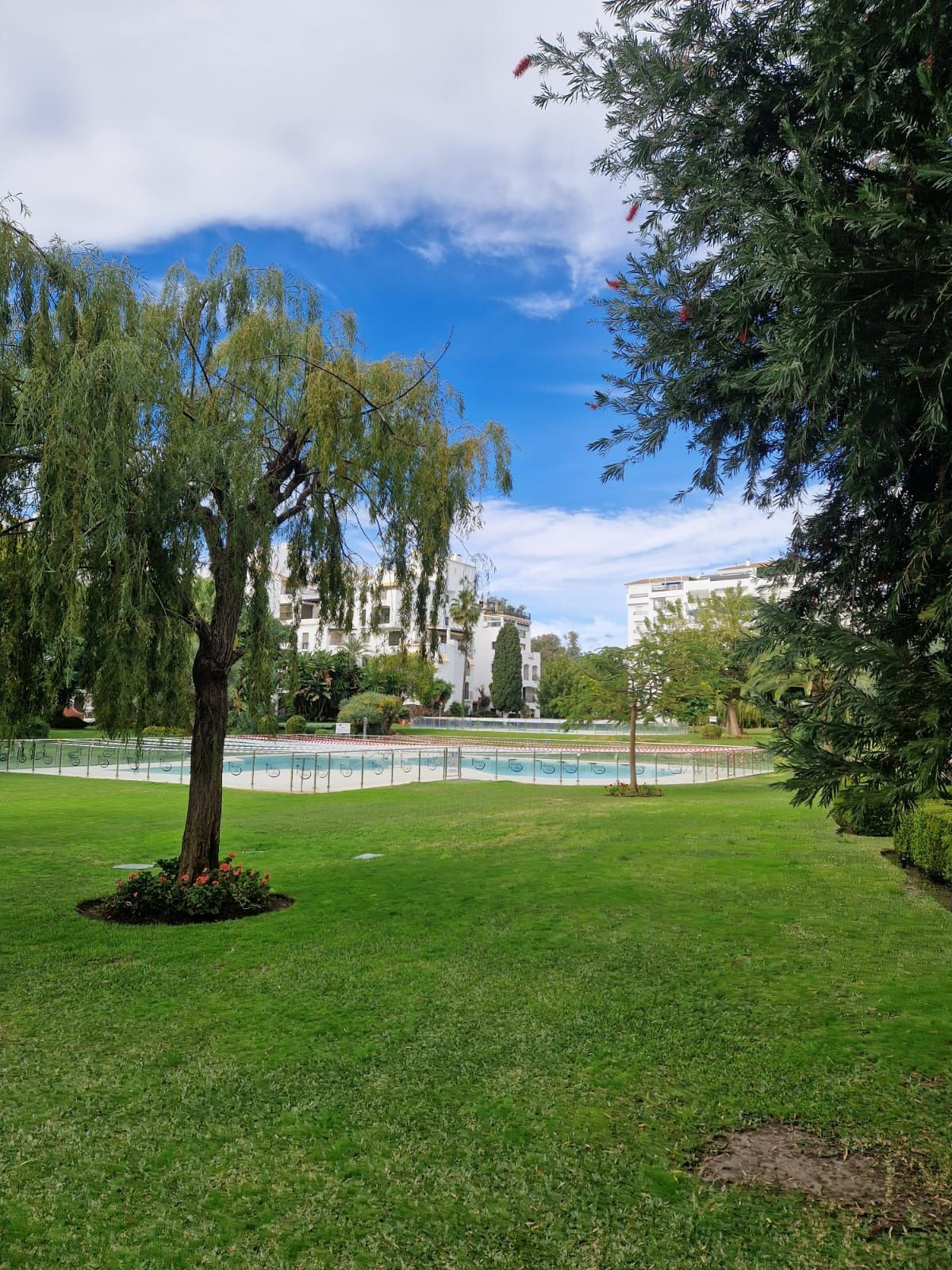 d4b1b14d5ed19b7f76c03090a42259be - 26