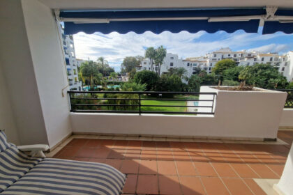 d4b1b14d5ed19b7f76c03090a42259be - 9