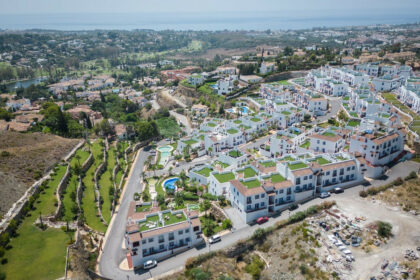 d4caaa33c9b1f0c2a6f5c6d4055b8dbc - 33