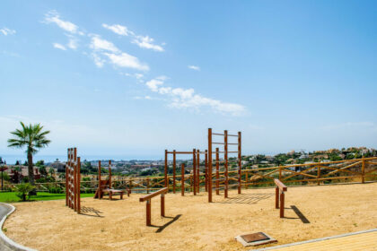 d4caaa33c9b1f0c2a6f5c6d4055b8dbc - 81