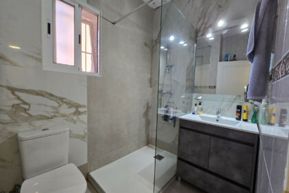 d4f464395fff32fd779d41fc573c0a5e - 15