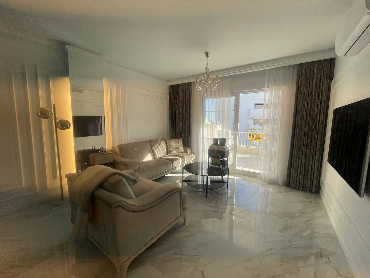 d555996e0c17a7c921de1ffb8f2827b5 - 18