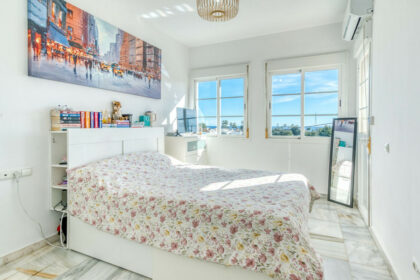 d6219d37c6c98e87f63e1bf8e9b8155c - 19