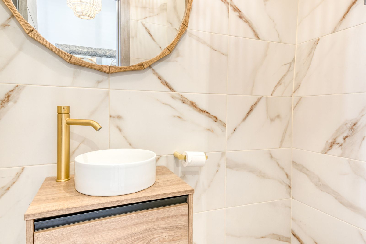 d6219d37c6c98e87f63e1bf8e9b8155c - 25