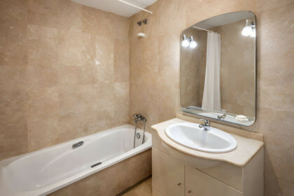 d73f890007bd0607d360b66babf7f81a - 12