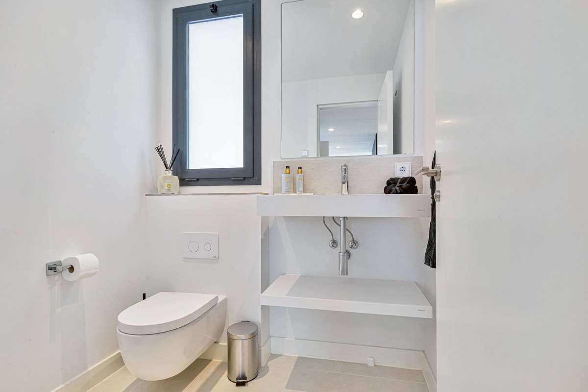 d777081949c18d239b5f9c1164891f07 - 14