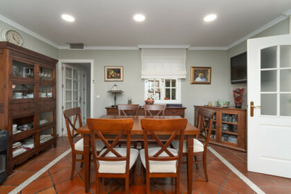 d8154bbf4a5d7bbc26be3081472459a6 - 10