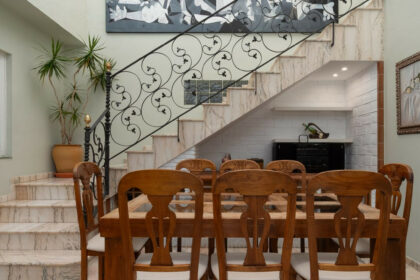 d8154bbf4a5d7bbc26be3081472459a6 - 12