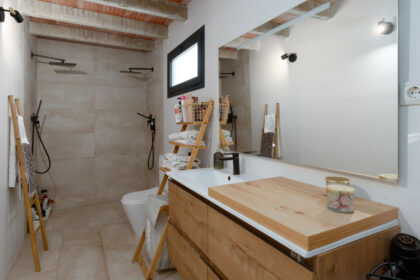 d8154bbf4a5d7bbc26be3081472459a6 - 27