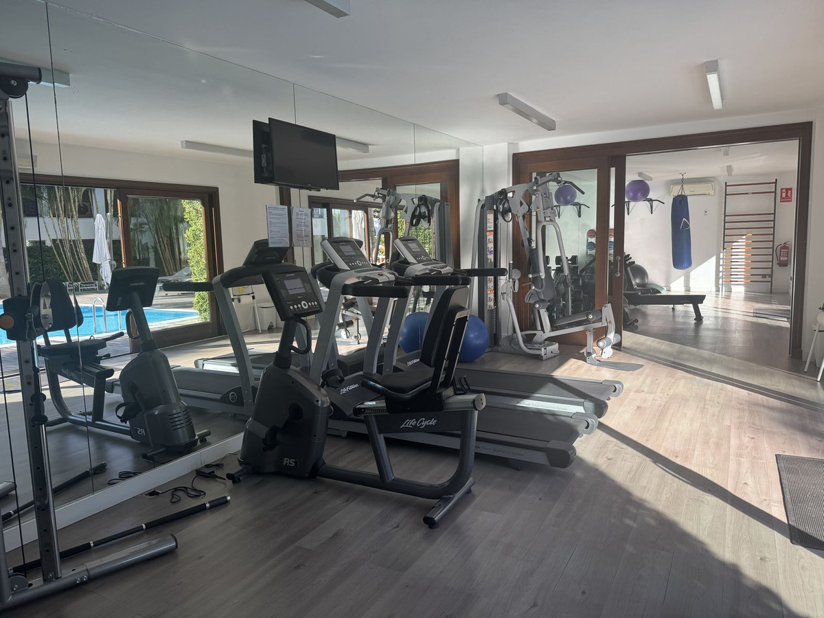 d8bdb0c4cd5026325e5f087cf4793d7f - 11