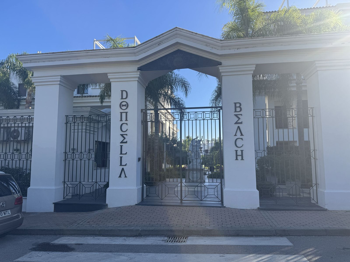 d8bdb0c4cd5026325e5f087cf4793d7f - 14