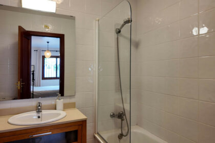 d91fe3a61ce5e3d5d0b22da6c89fe318 - 15