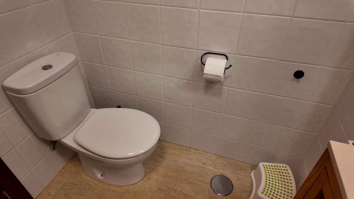 d91fe3a61ce5e3d5d0b22da6c89fe318 - 16