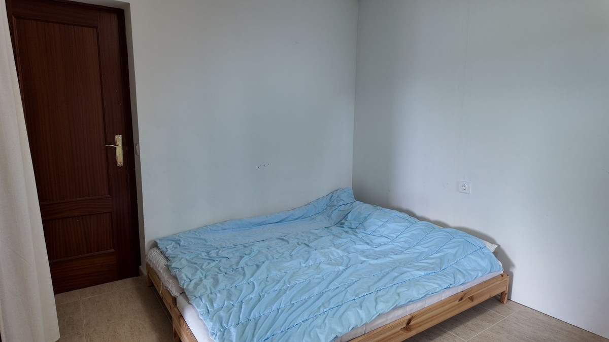 d91fe3a61ce5e3d5d0b22da6c89fe318 - 18