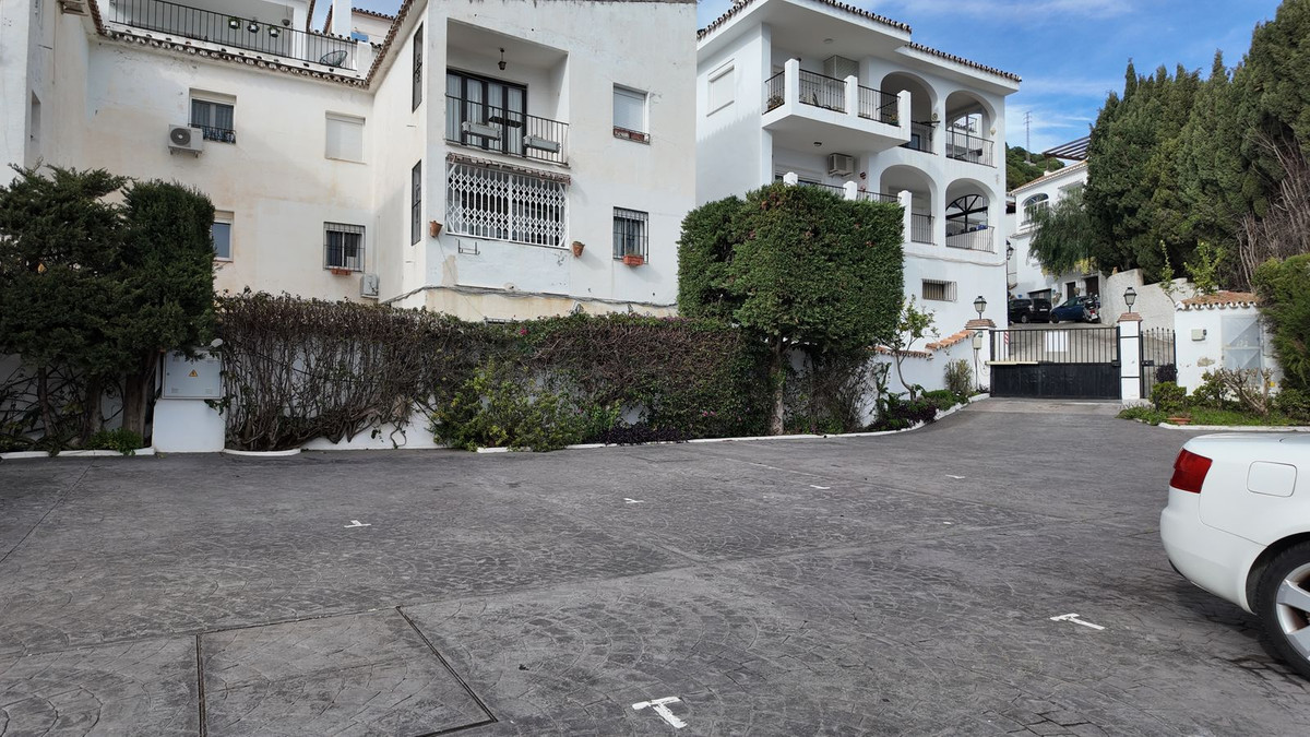 d91fe3a61ce5e3d5d0b22da6c89fe318 - 27