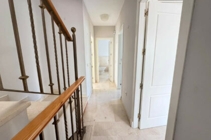 d9a5c450fa03d279c1d3396a8562a175 - 12