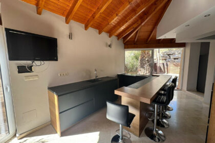 d9a5c450fa03d279c1d3396a8562a175 - 7