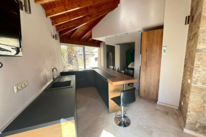 d9a5c450fa03d279c1d3396a8562a175 - 8