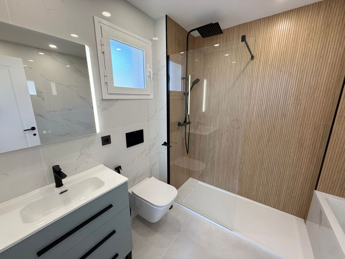 dab58425e7926e35c187f0dde9f2b166 - 10