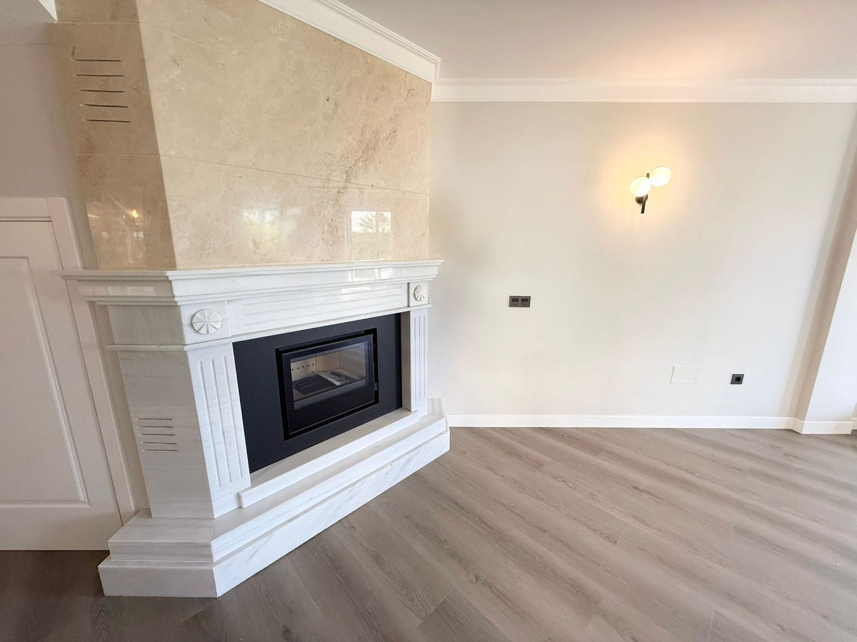 dab58425e7926e35c187f0dde9f2b166 - 4