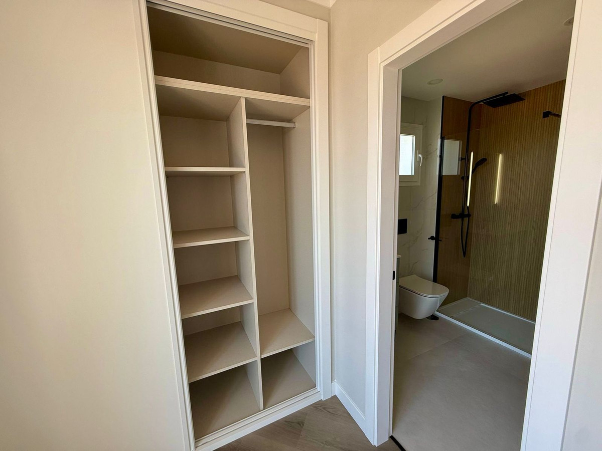 dab58425e7926e35c187f0dde9f2b166 - 9