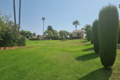 dc055ec8f4ba9d3fdb618cf0d29da8d8 - 18