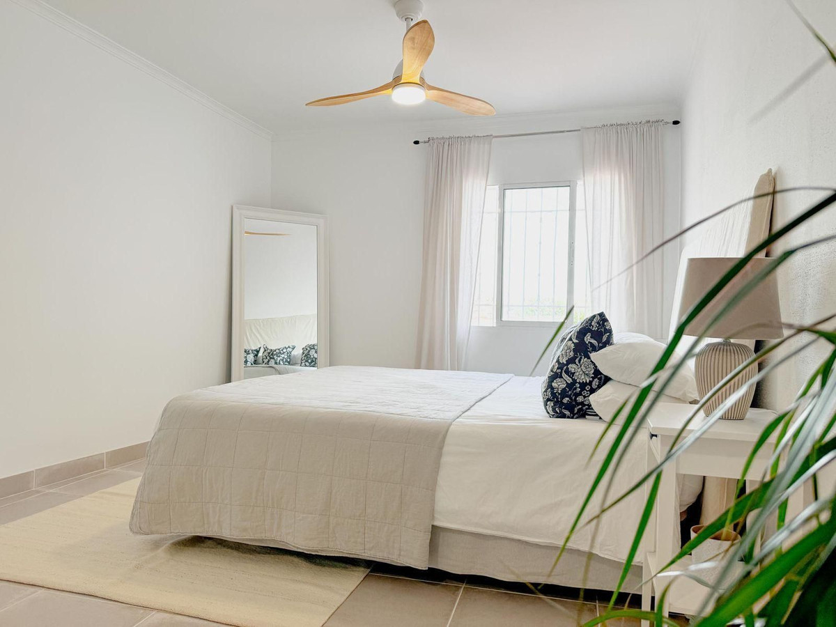 dc6ee3efeb90d1d381b359172e2394d0 - 11