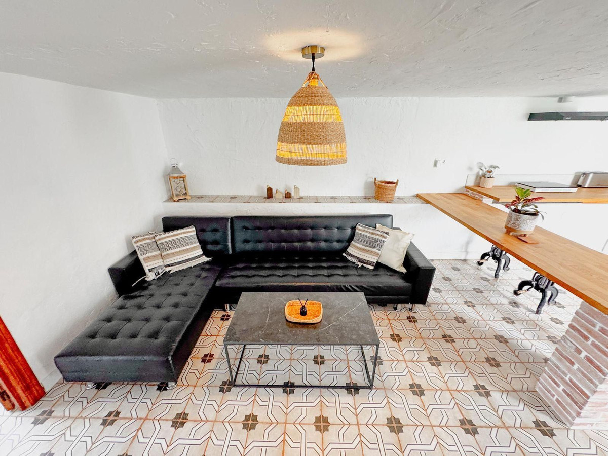 dc6ee3efeb90d1d381b359172e2394d0 - 27