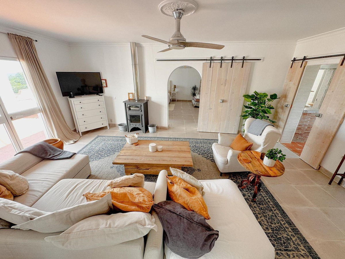 dc6ee3efeb90d1d381b359172e2394d0 - 3