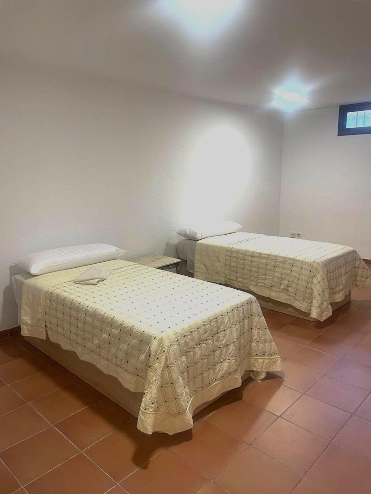 dc901c5ae7d7c2b4b23c4a507b92247f - 9