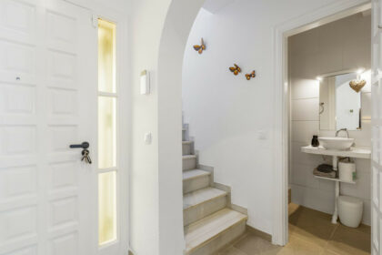 dcf70ce25dff881ebfe8e99ed2f4ff59 - 17