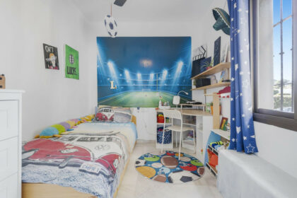 dcf70ce25dff881ebfe8e99ed2f4ff59 - 18