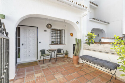 dcf70ce25dff881ebfe8e99ed2f4ff59 - 30