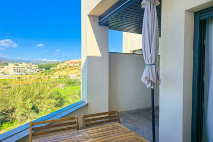 dd78abb5b3008f62d1969a16629955e9 - 24