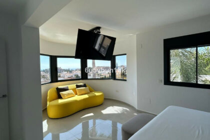 dd84ee6a6e62a8d7c20800efb6dc7b0b - 24