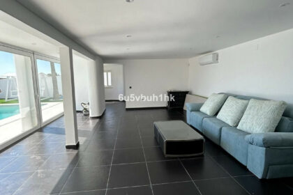 dd84ee6a6e62a8d7c20800efb6dc7b0b - 48